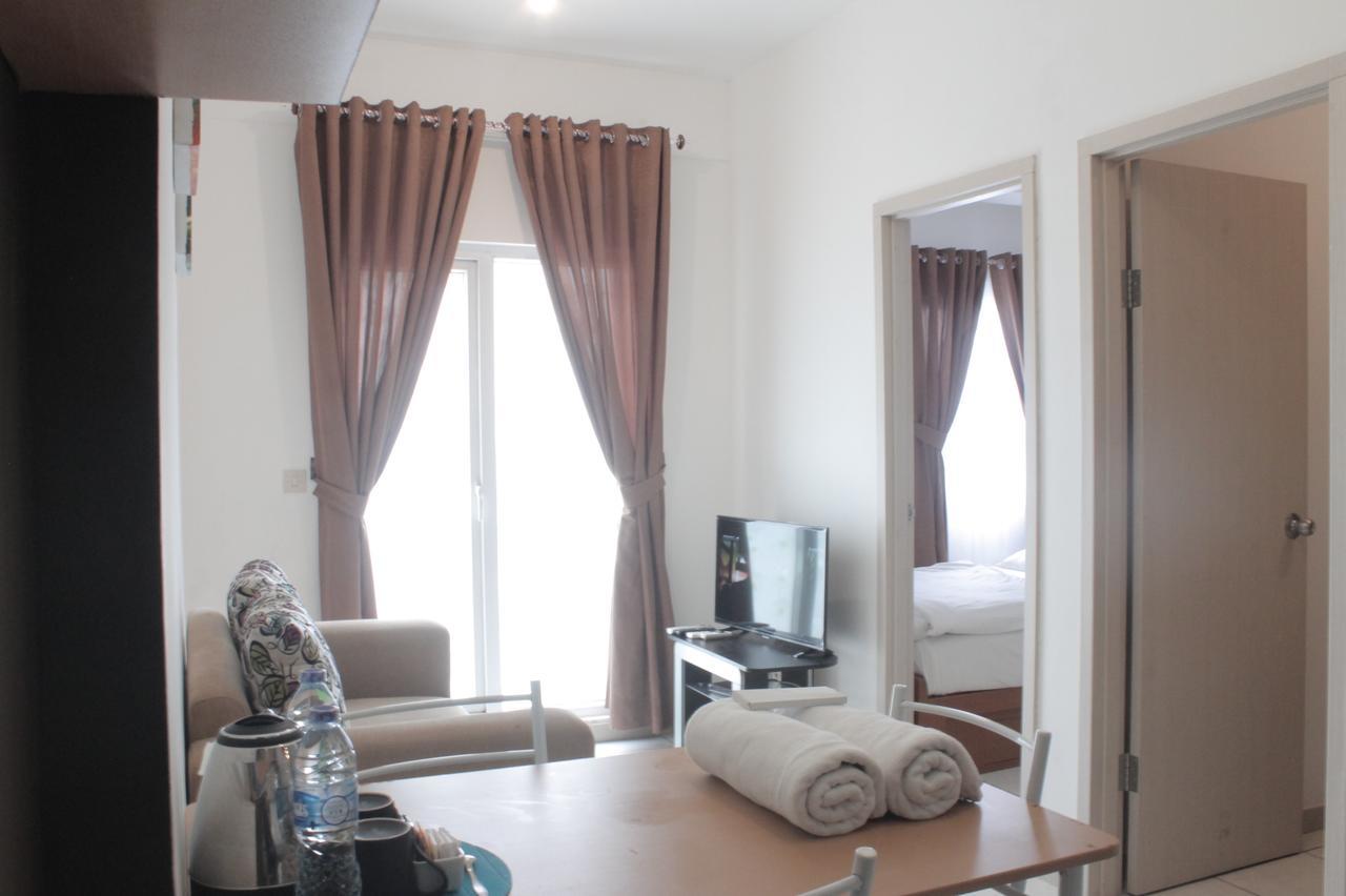 Myrooms Bekasi Exterior foto