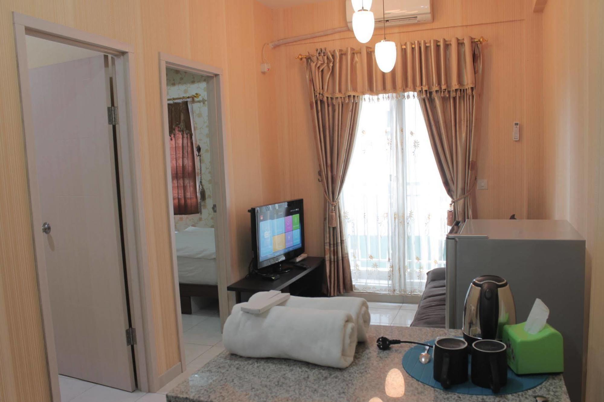 Myrooms Bekasi Exterior foto
